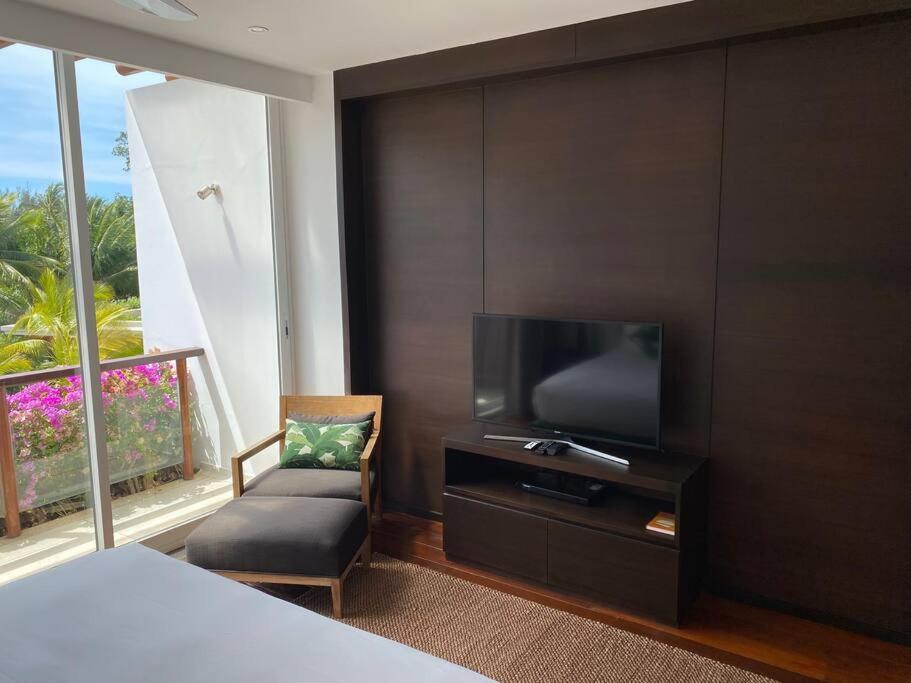 Beachfront 2 Bedroom Luxury Condo Chava Surin Dış mekan fotoğraf